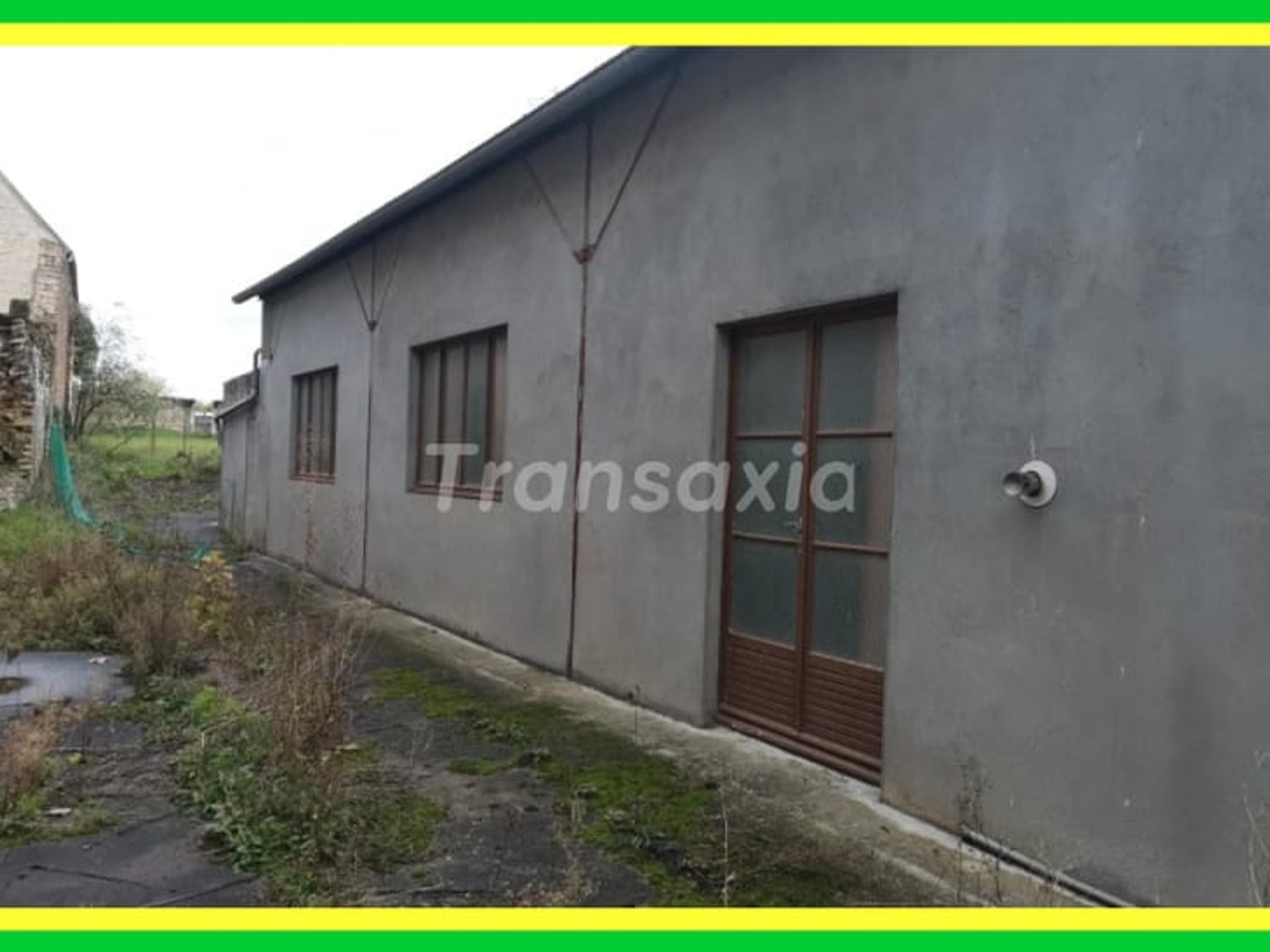 Immeuble à vendre - 1 pièce - 604m2 - Nérondes (18350)