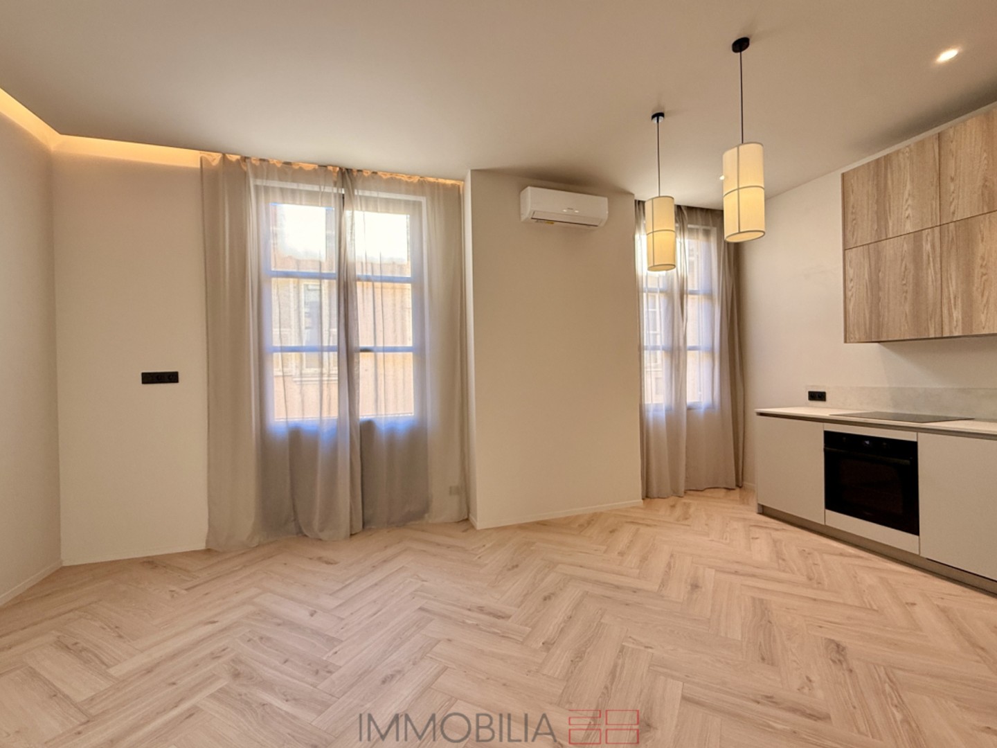 IDEAL INVESTISSEUR! FRONTIÈRE MONÉGASQUE - APPARTEMENT A REN
