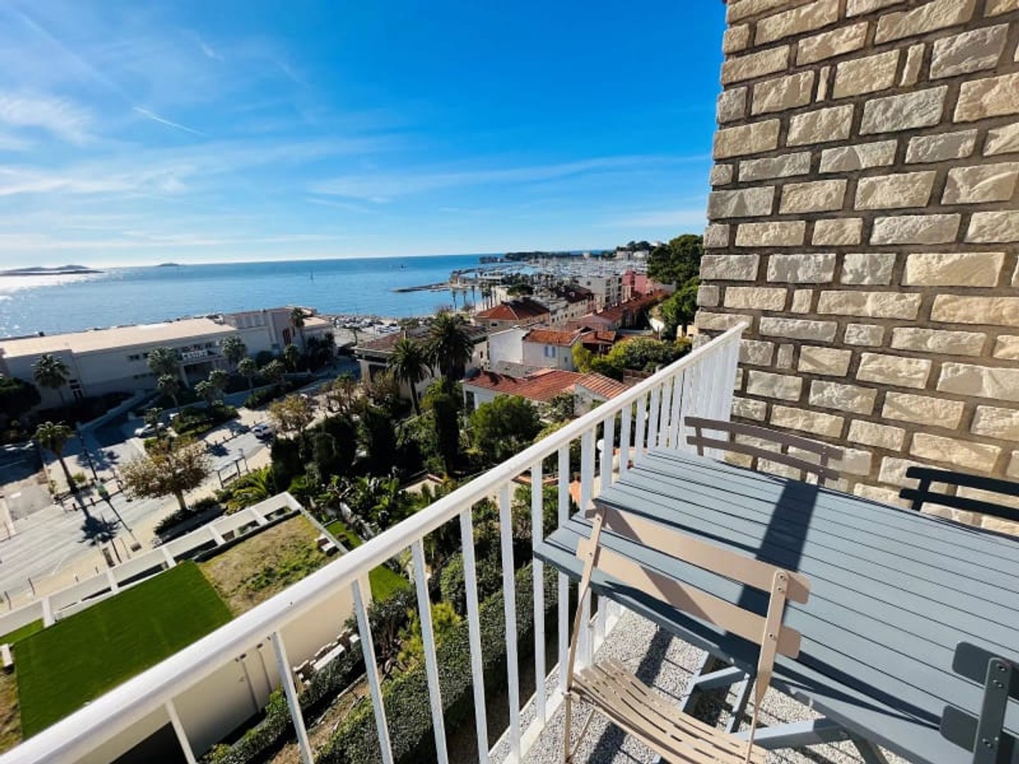 Appartement à vendre - 2 pièces - 37m2 - Bandol (83150)