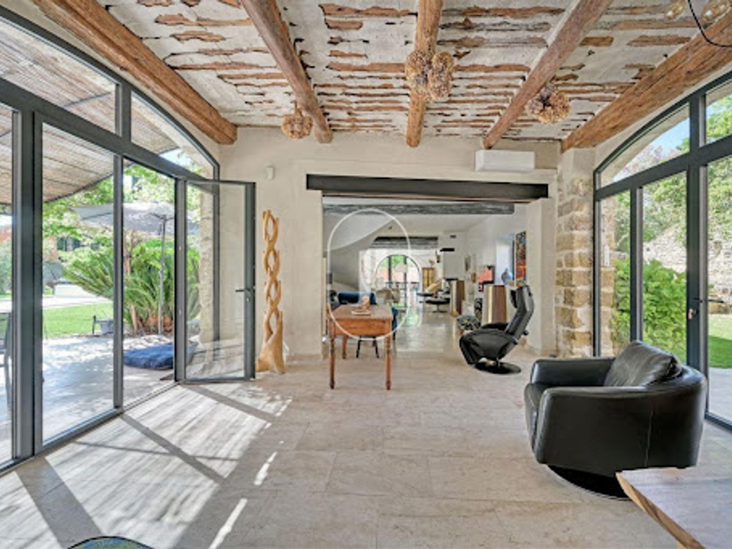Maison à vendre - 8 pièces - 457m2 - Avignon (84000)