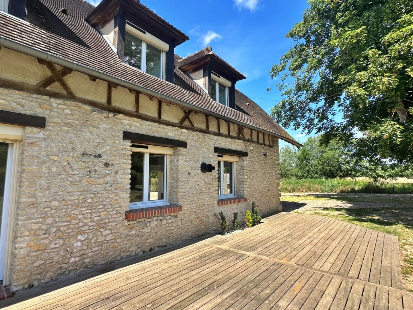 Maison à vendre - 5 pièces - 117m2 - Hardencourt-Cocherel (27120)