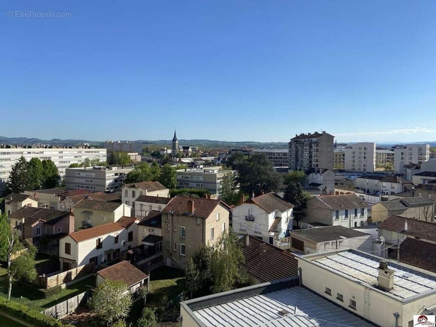 Appartement à vendre - 5 pièces - 107m2 - Roanne (42300)