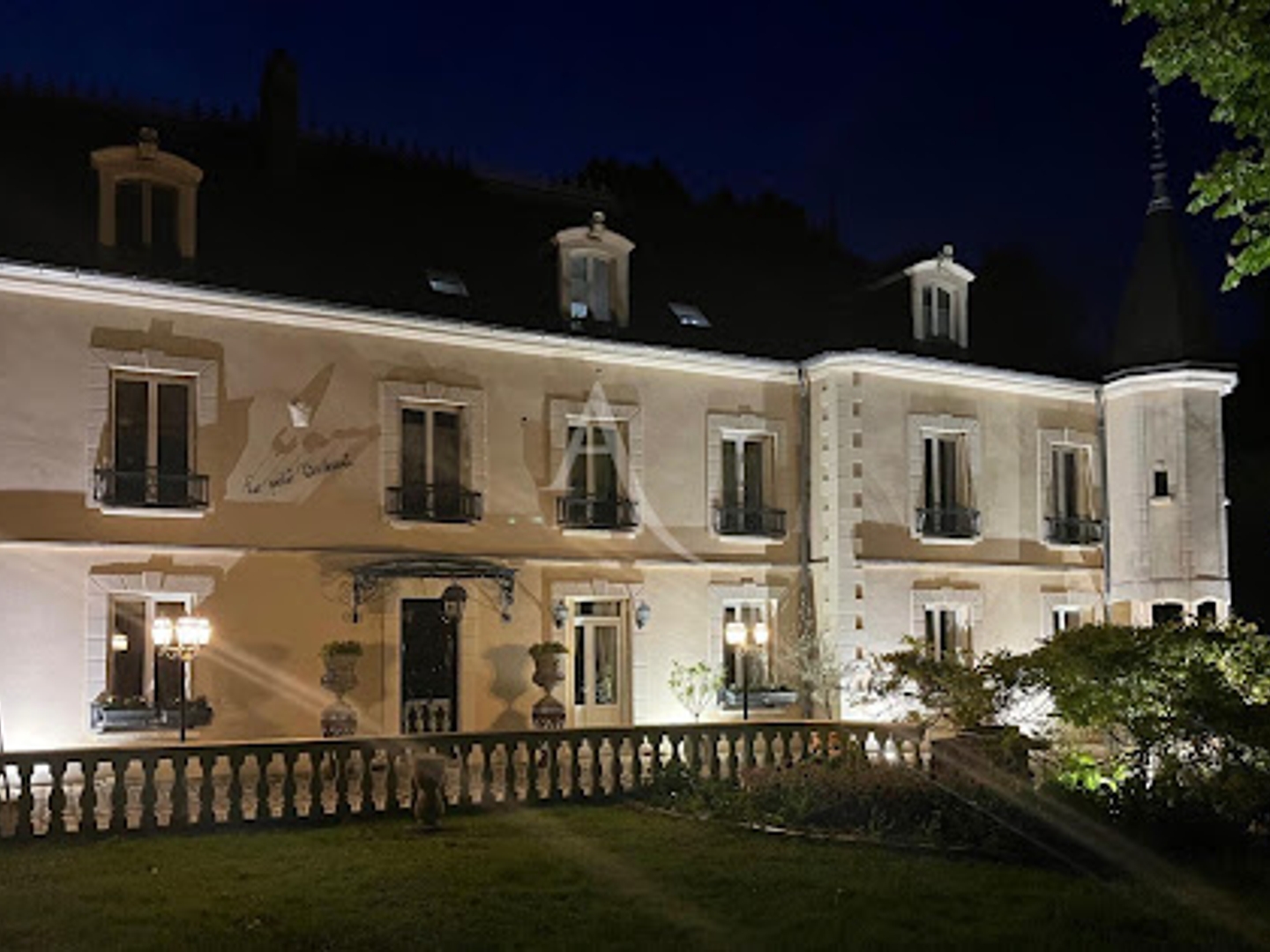 Maison à vendre - 29 pièces - 654m2 - Coubert (77170)
