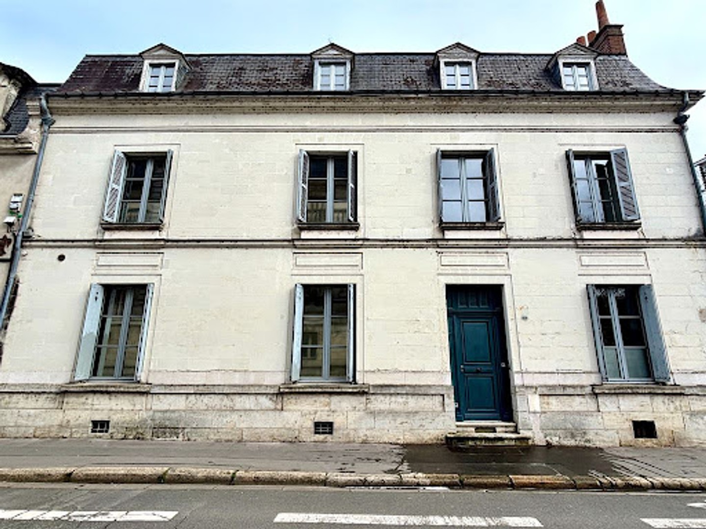 Maison 7 pièces 214 m²