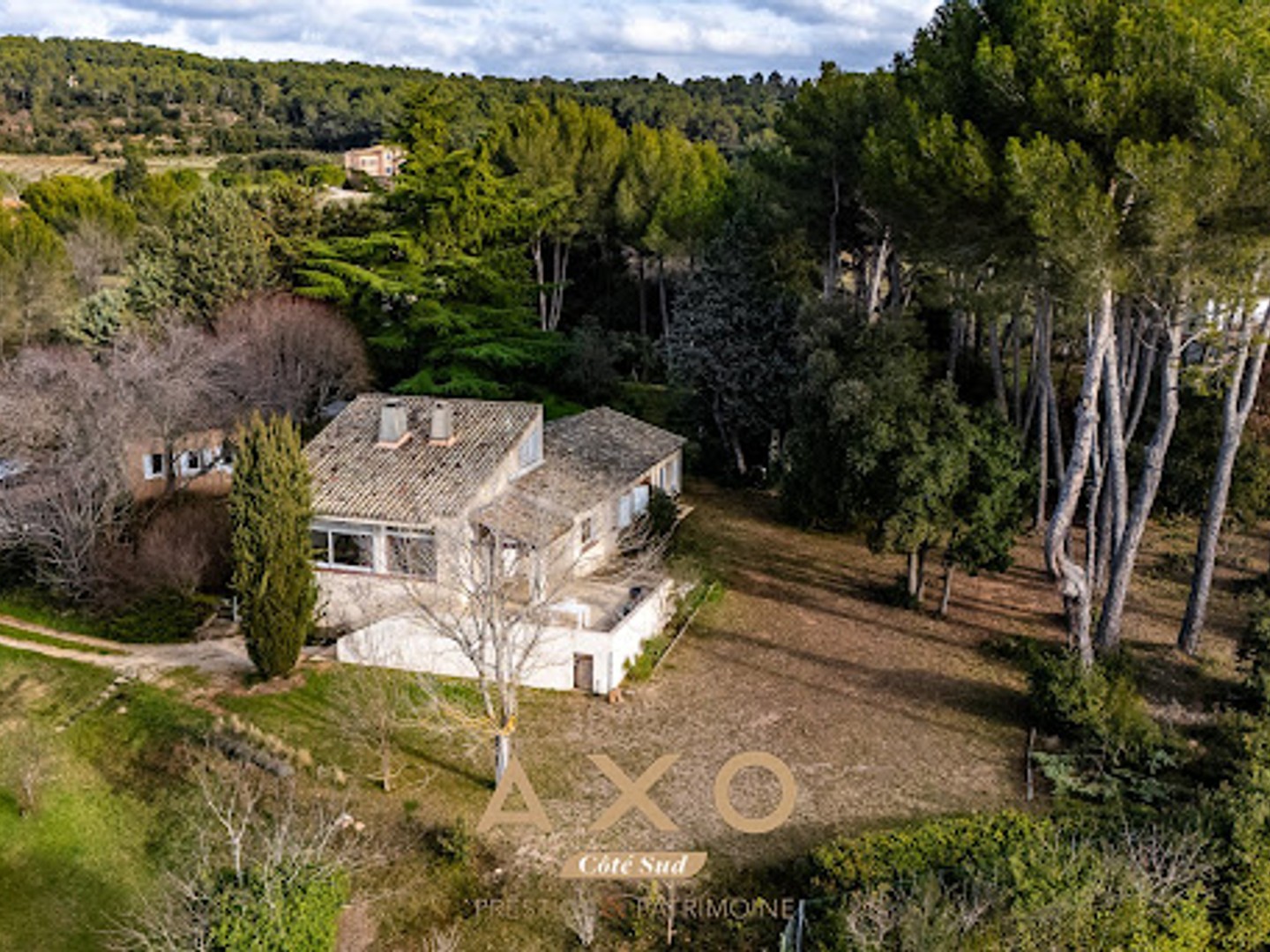 Maison à vendre - 9 pièces - 230m2 - Aix-En-Provence (13090)