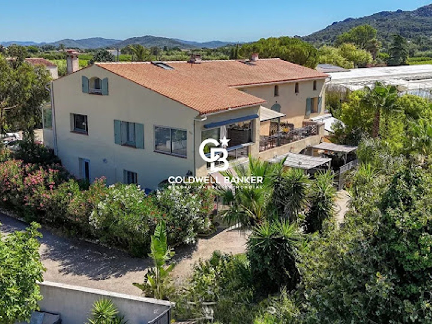 Propriété 26 pièces 651 m²
