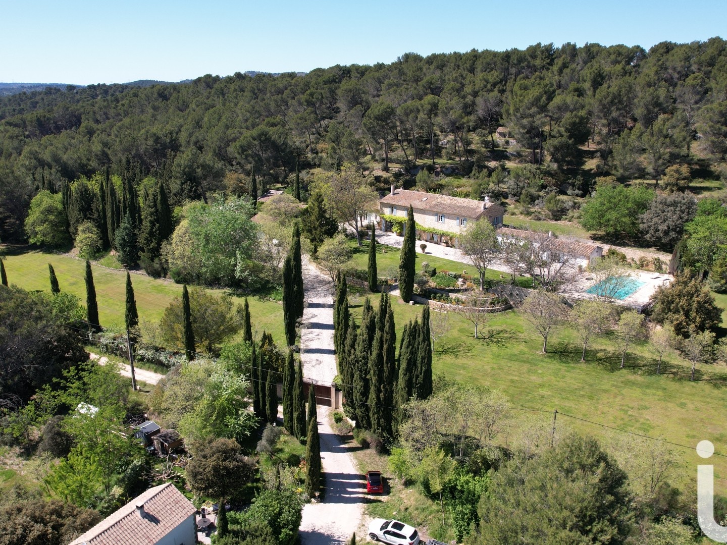 Maison 8 pièces 502 m²
