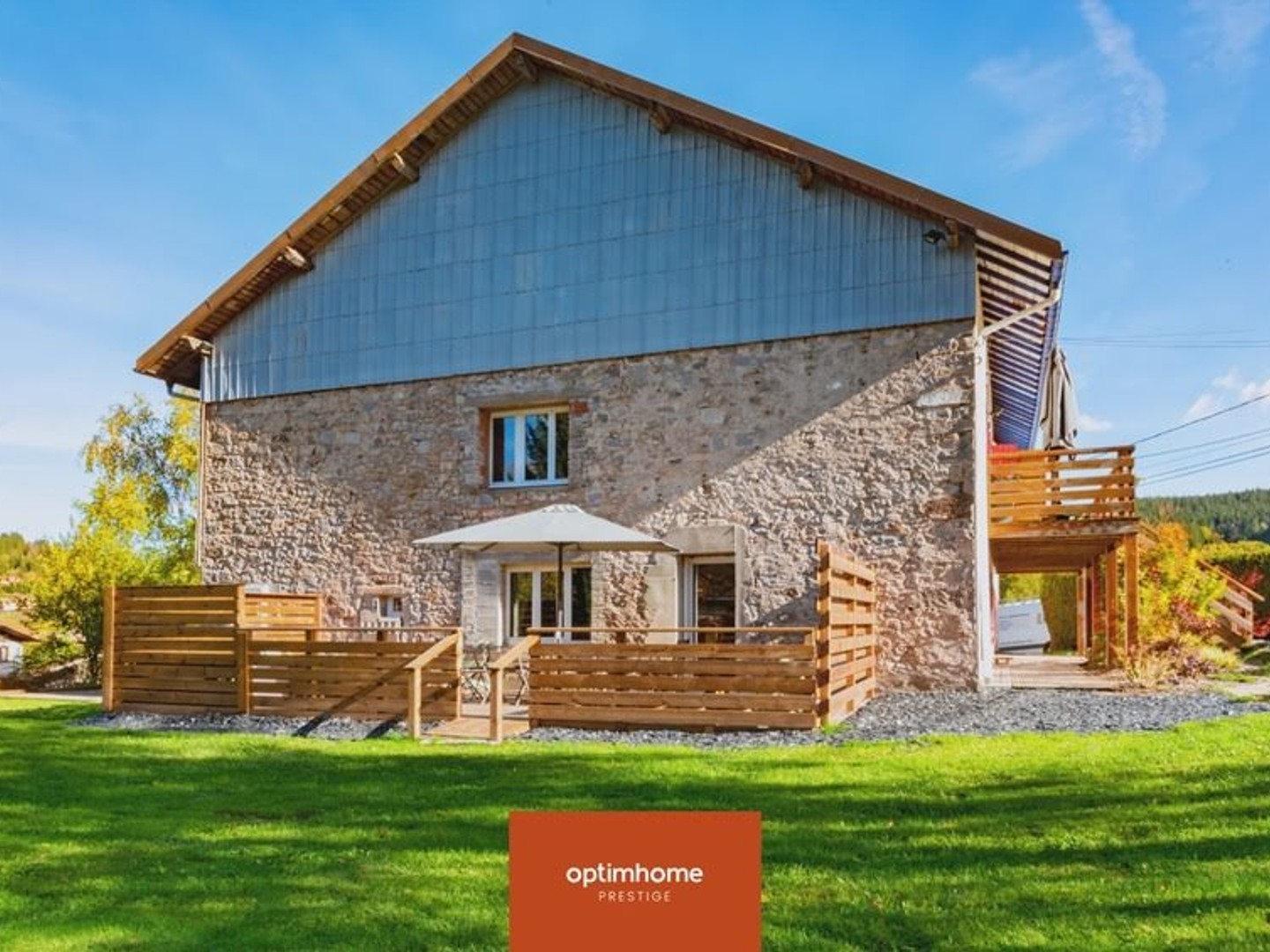Maison 15 pièces 400 m²