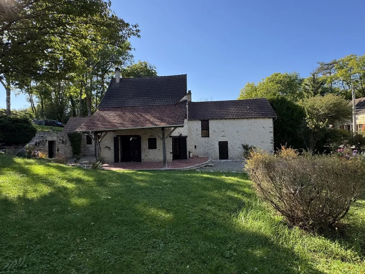 Maison à vendre - 5 pièces - 122m2 - Joux-La-Ville (89440)