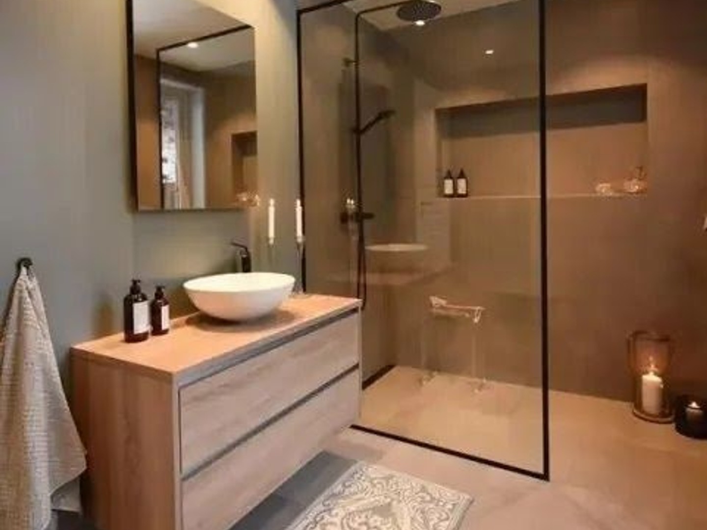 Appartement à vendre - 4 pièces - 80m2 - Saint-Paul-En-Cha... (74500)