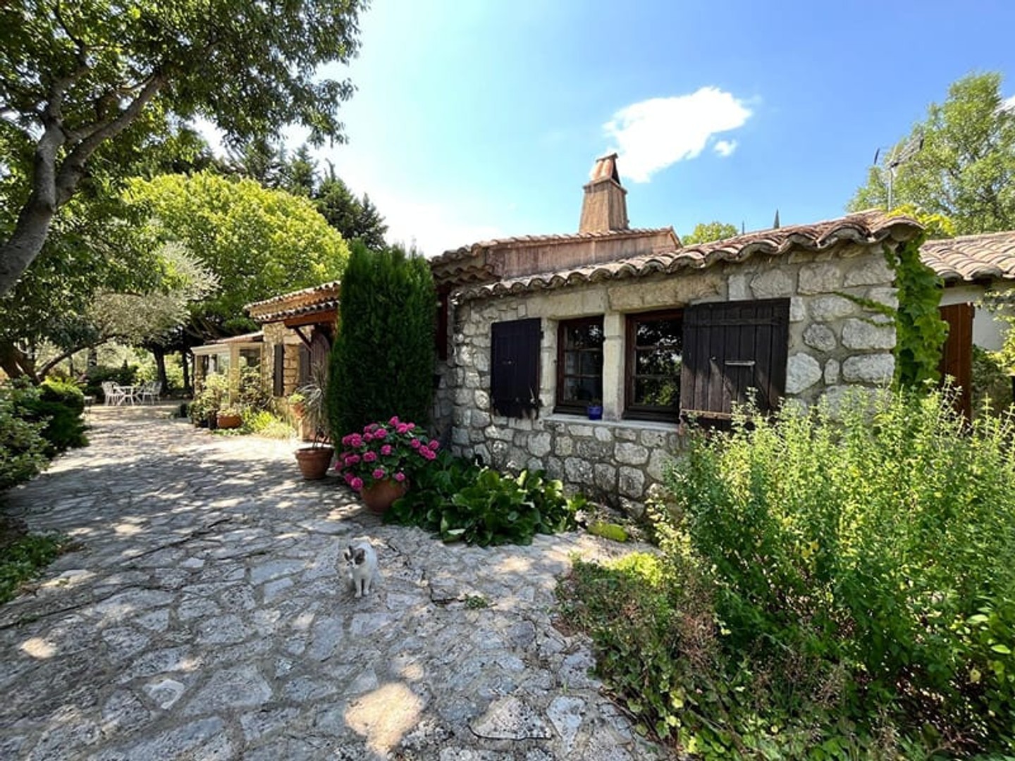Maison à vendre - 7 pièces - 174m2 - Saint-Paul-Trois-... (26130)
