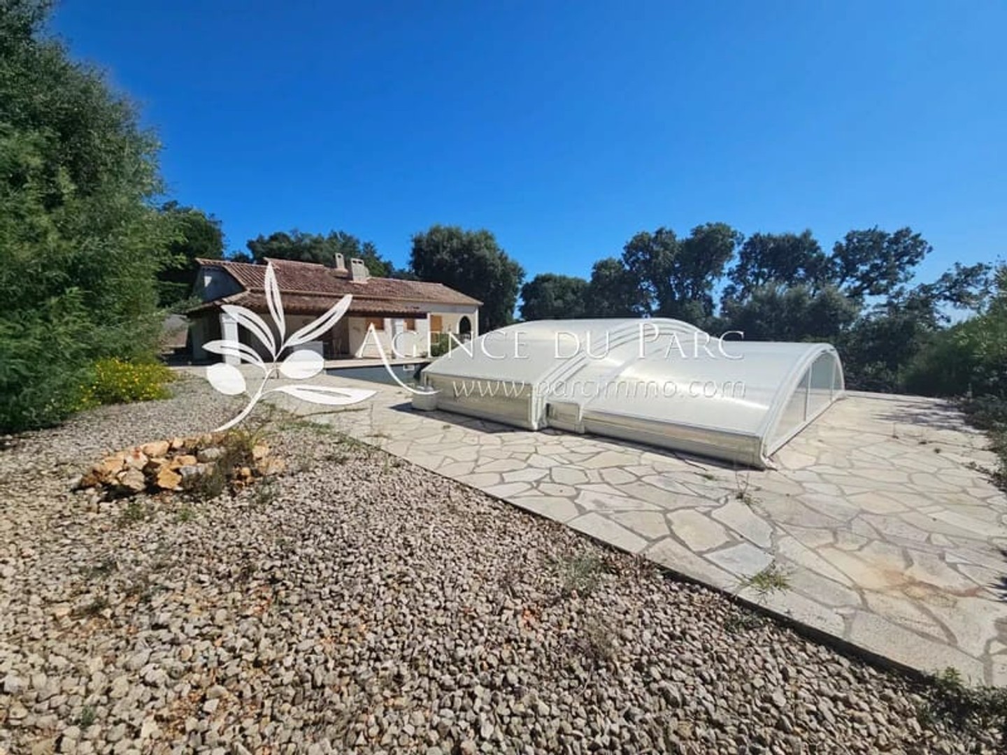 Maison à vendre - 5 pièces - 190m2 - Biot (06410)