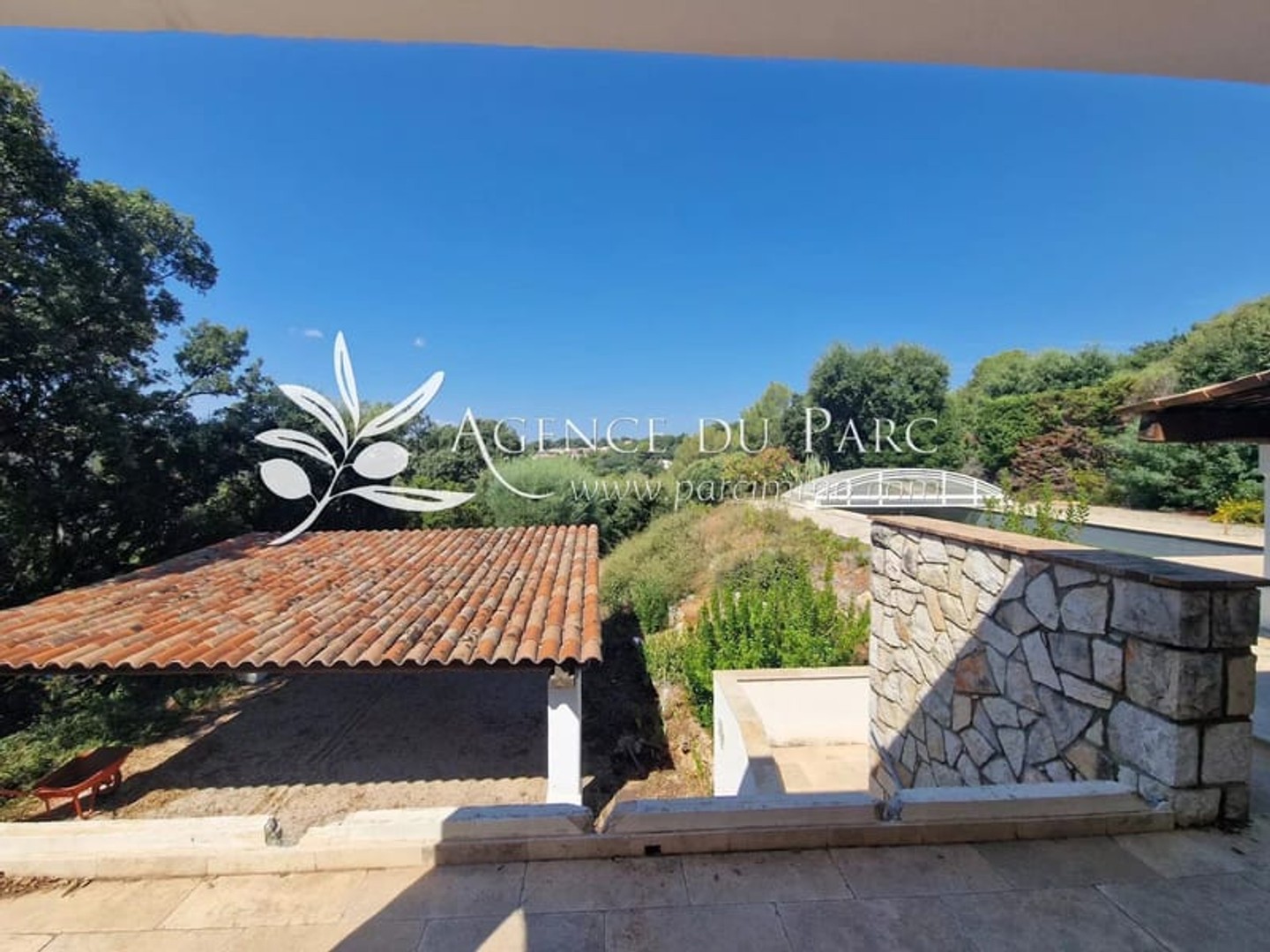 Maison à vendre - 5 pièces - 190m2 - Biot (06410)