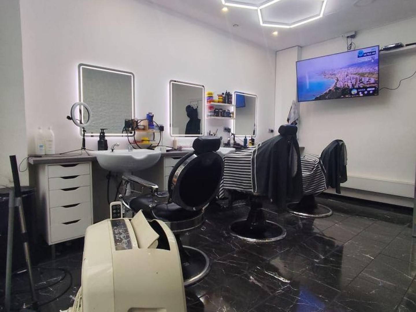 Magasin à vendre - 25m2 - Paris 15e (75015)