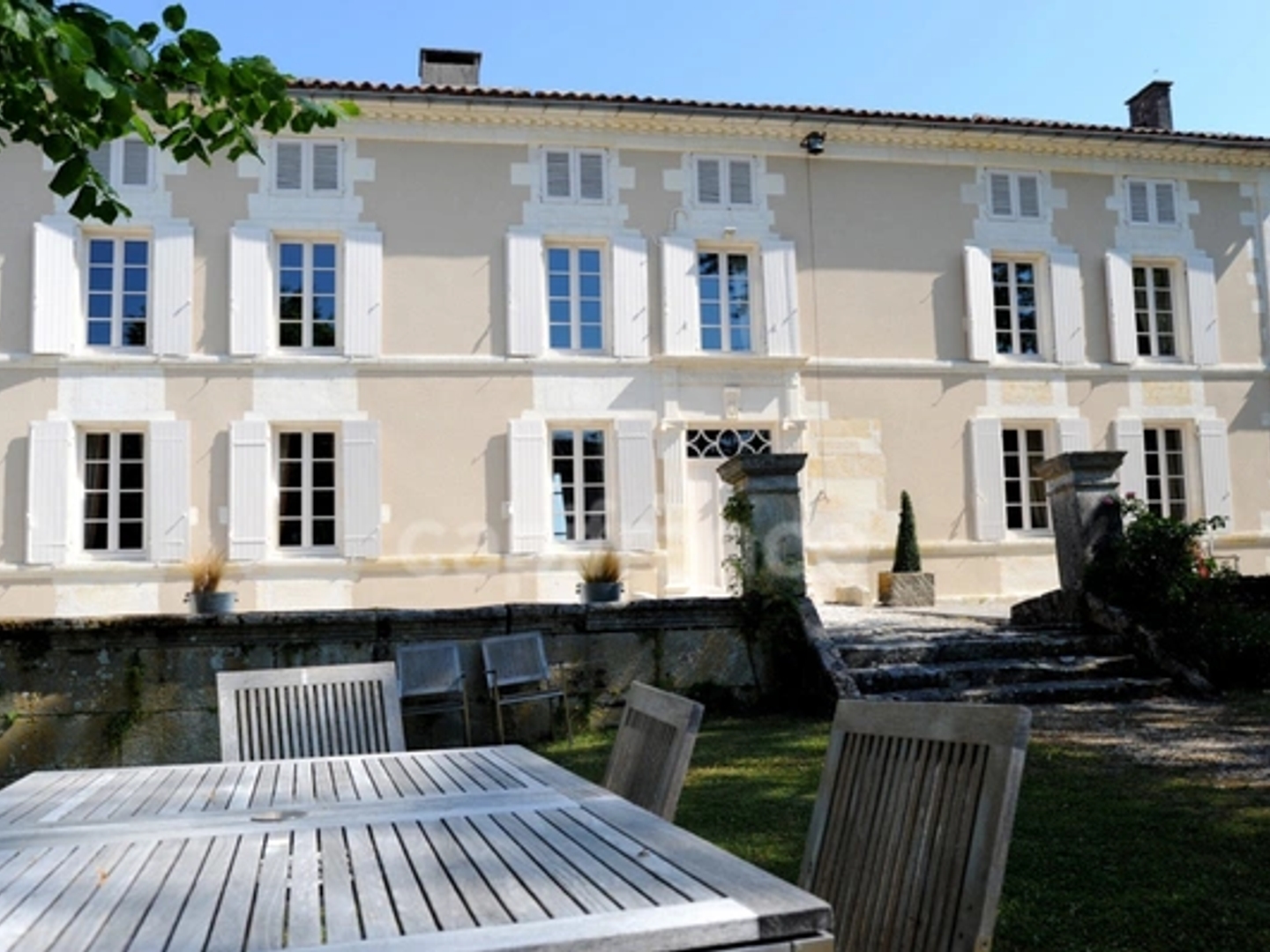 Maison à vendre - 8 pièces - 310m2 - Cognac (16100)