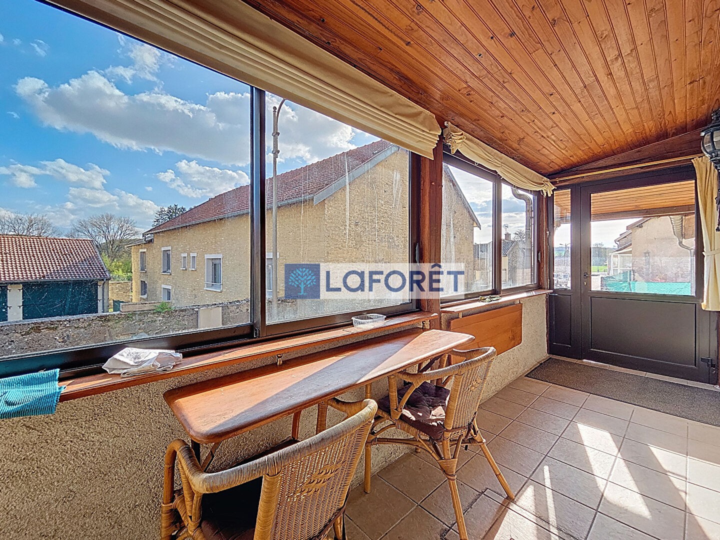 Maison à vendre - 3 pièces - 141m2 - Roches-Bettaincourt (52270)