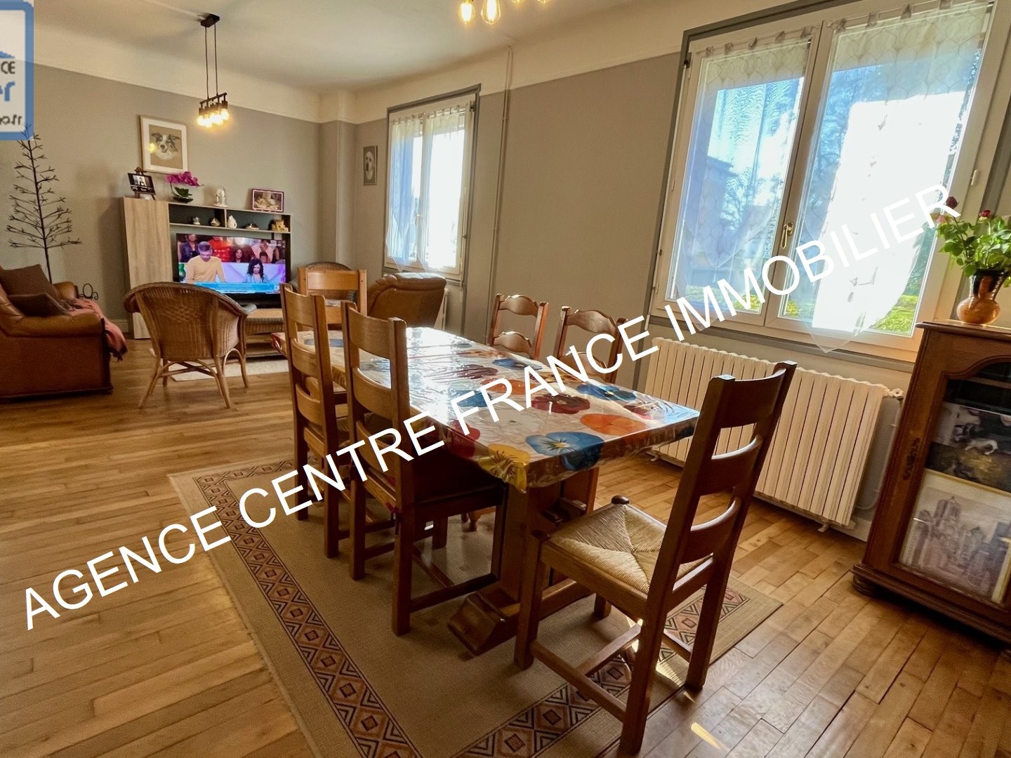 Maison à vendre - 5 pièces - 143m2 - Bourges (18000)