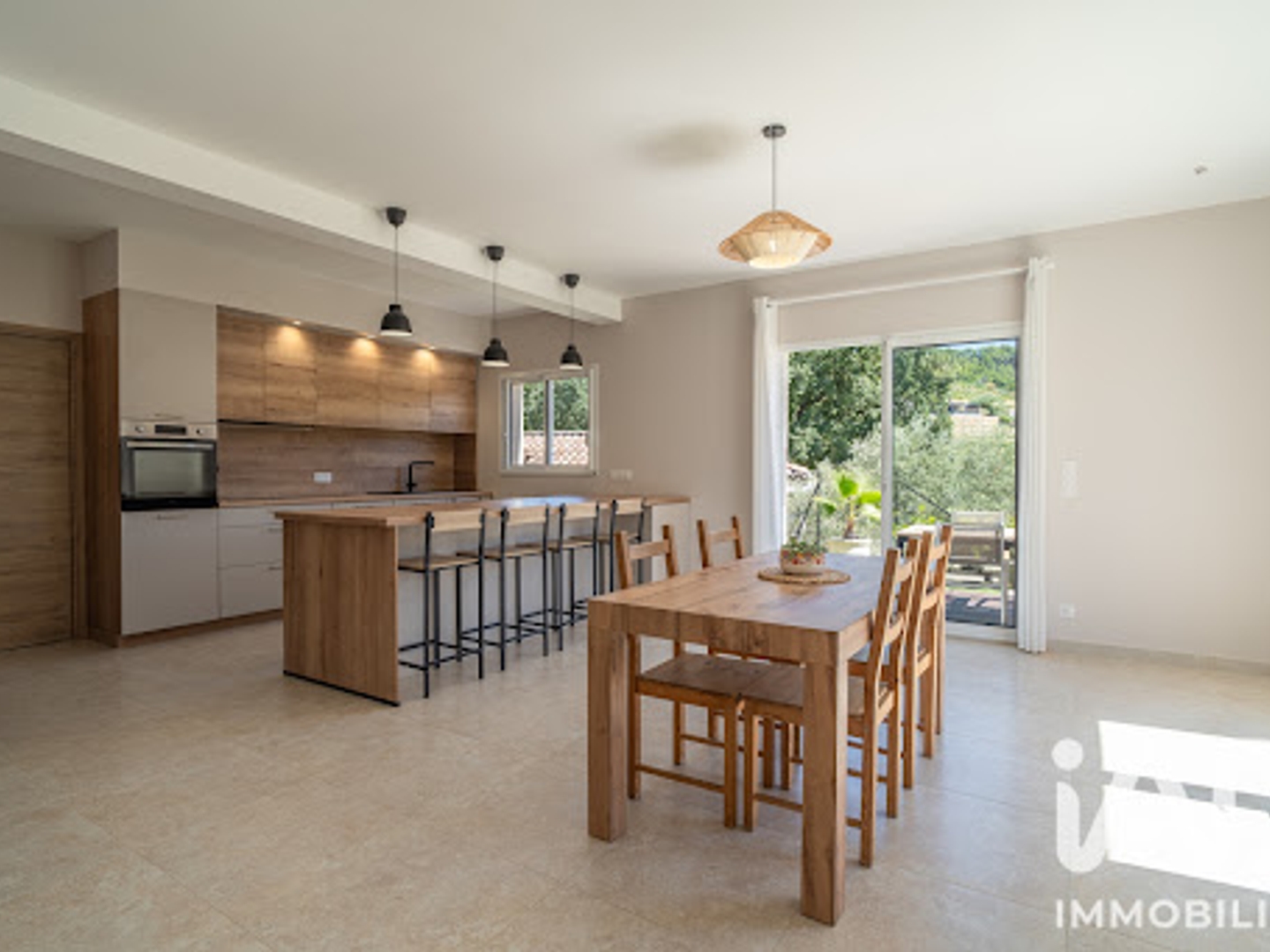 Maison à vendre - 6 pièces - 136m2 - Le Castellet (83330)