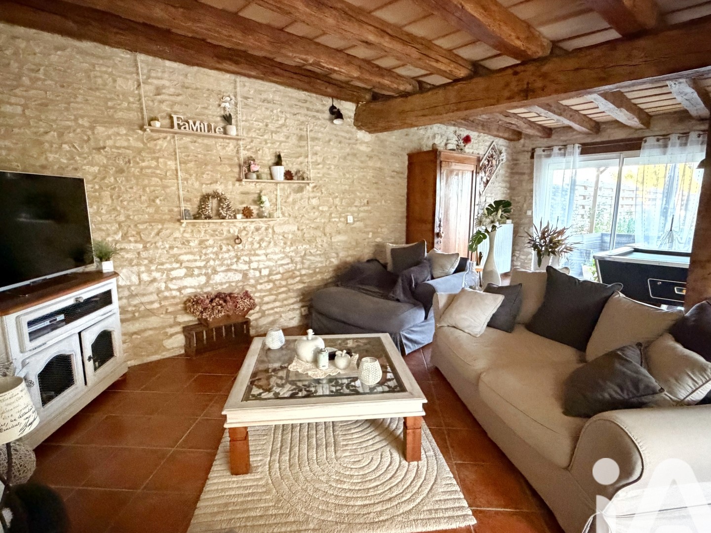 Maison à vendre - 7 pièces - 202m2 - Neuville-De-Poitou (86170)