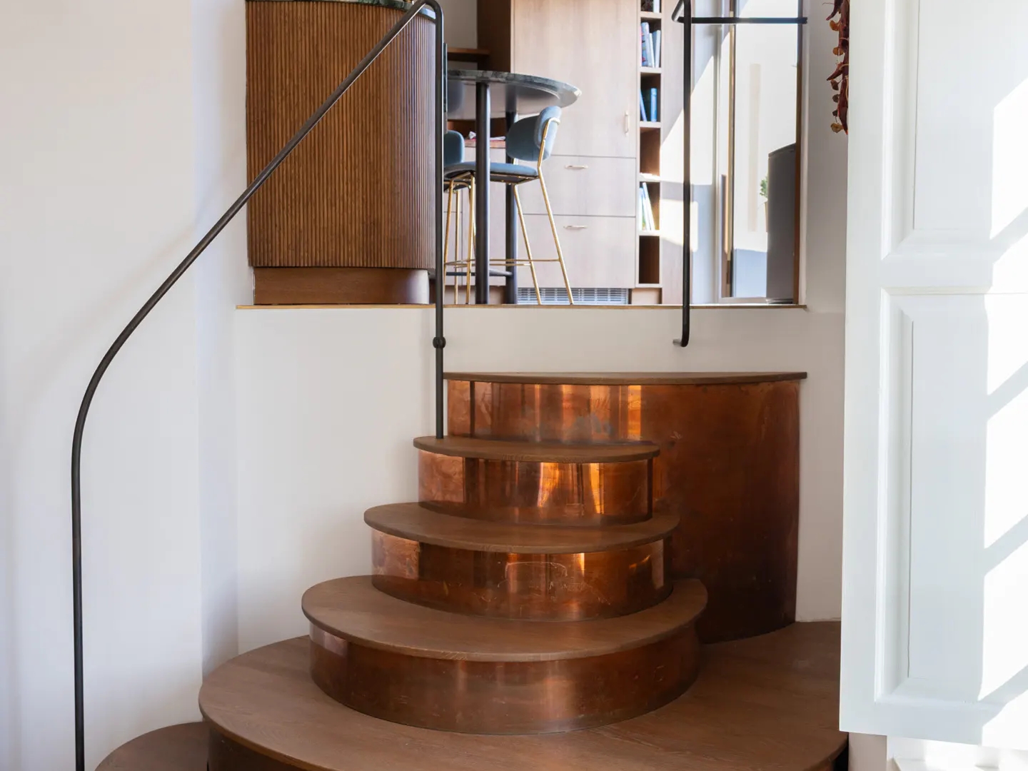 Appartement à vendre - 5 pièces - 158m2 - L'isle-Sur-La-Sorgue (84800)