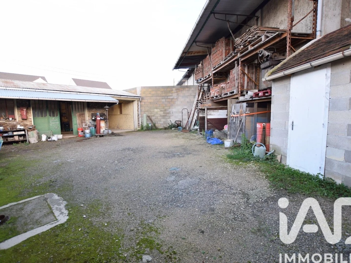 Appartement à vendre - 1 pièce - 49m2 - Maisoncelles-En-Brie (77580)