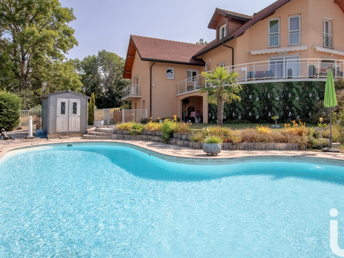 Maison 6 pièces 281 m²