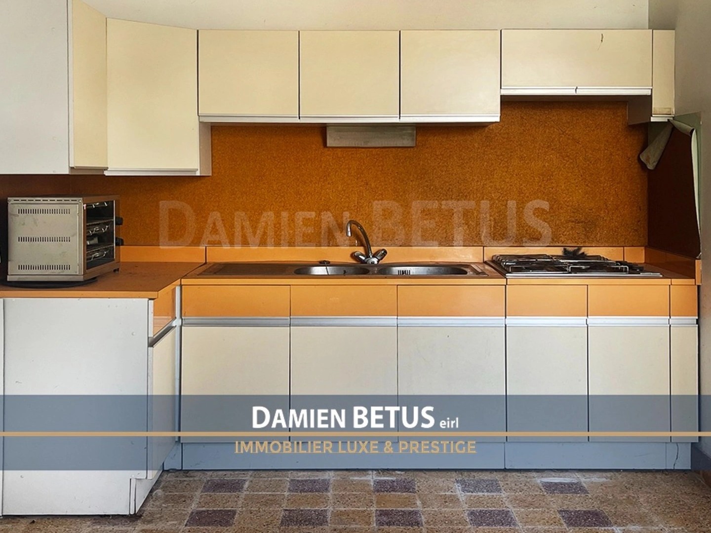 Maison à vendre - 2 pièces - 30m2 - Saint-Gilles-Croi... (85800)