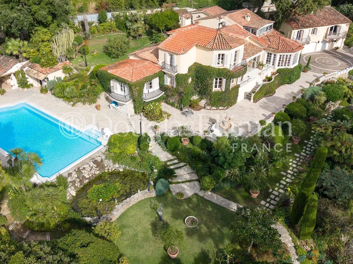 Maison à vendre - 750m2 - Cannes (06400)