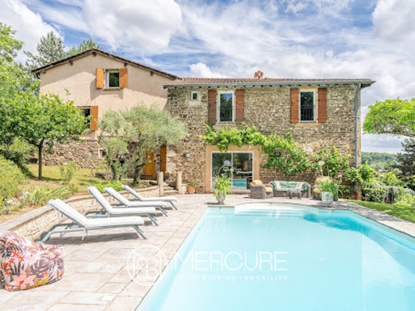 Maison 12 pièces 408 m²