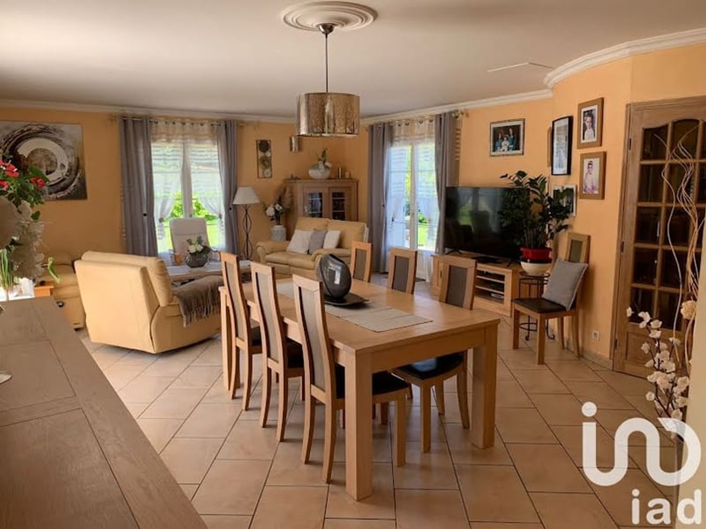 Maison à vendre - 7 pièces - 200m2 - Pont-Sur-Yonne (89140)