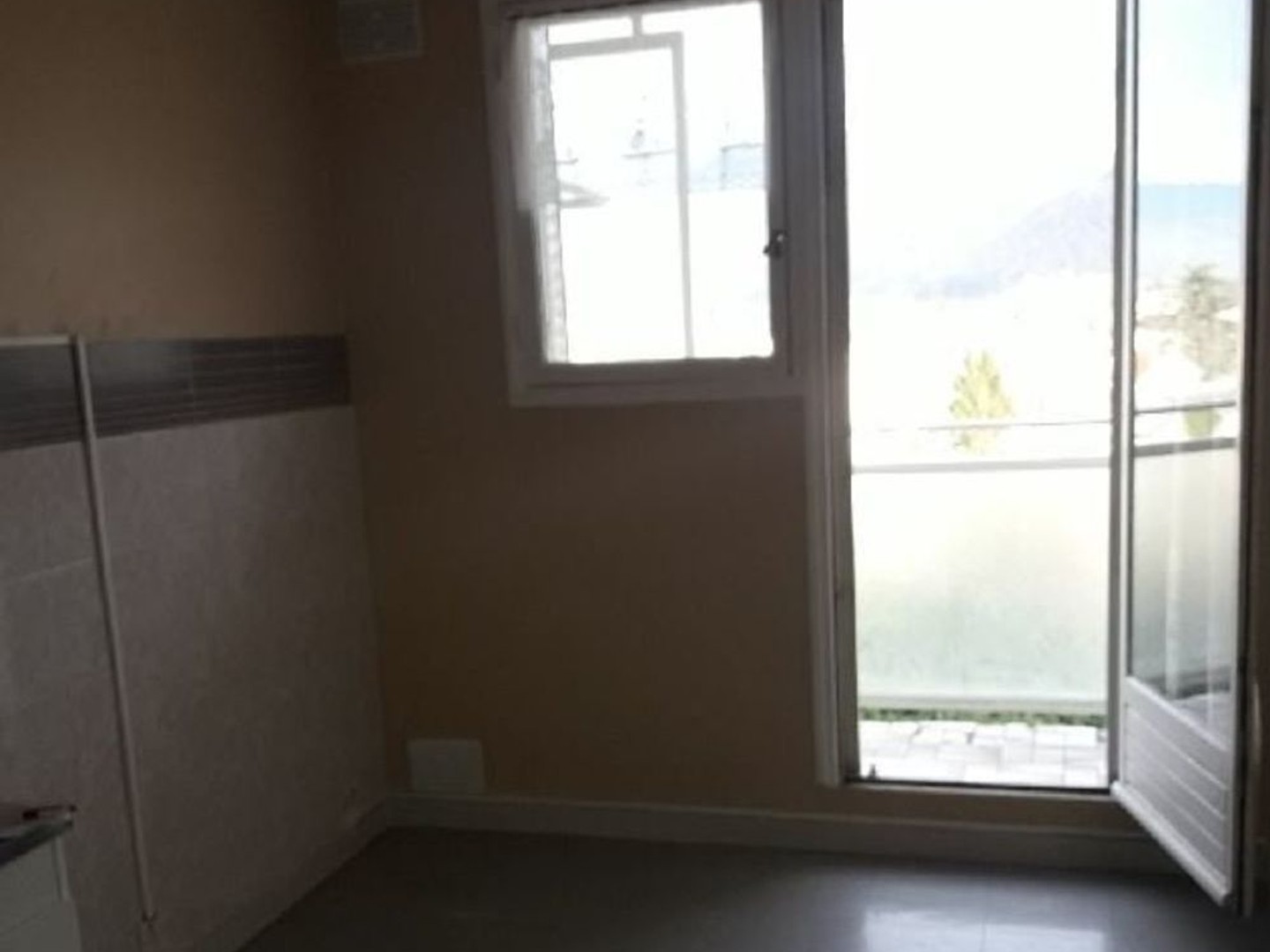 Appartement à vendre - 2 pièces - 55m2 - Saint-Martin-D'hères (38400)