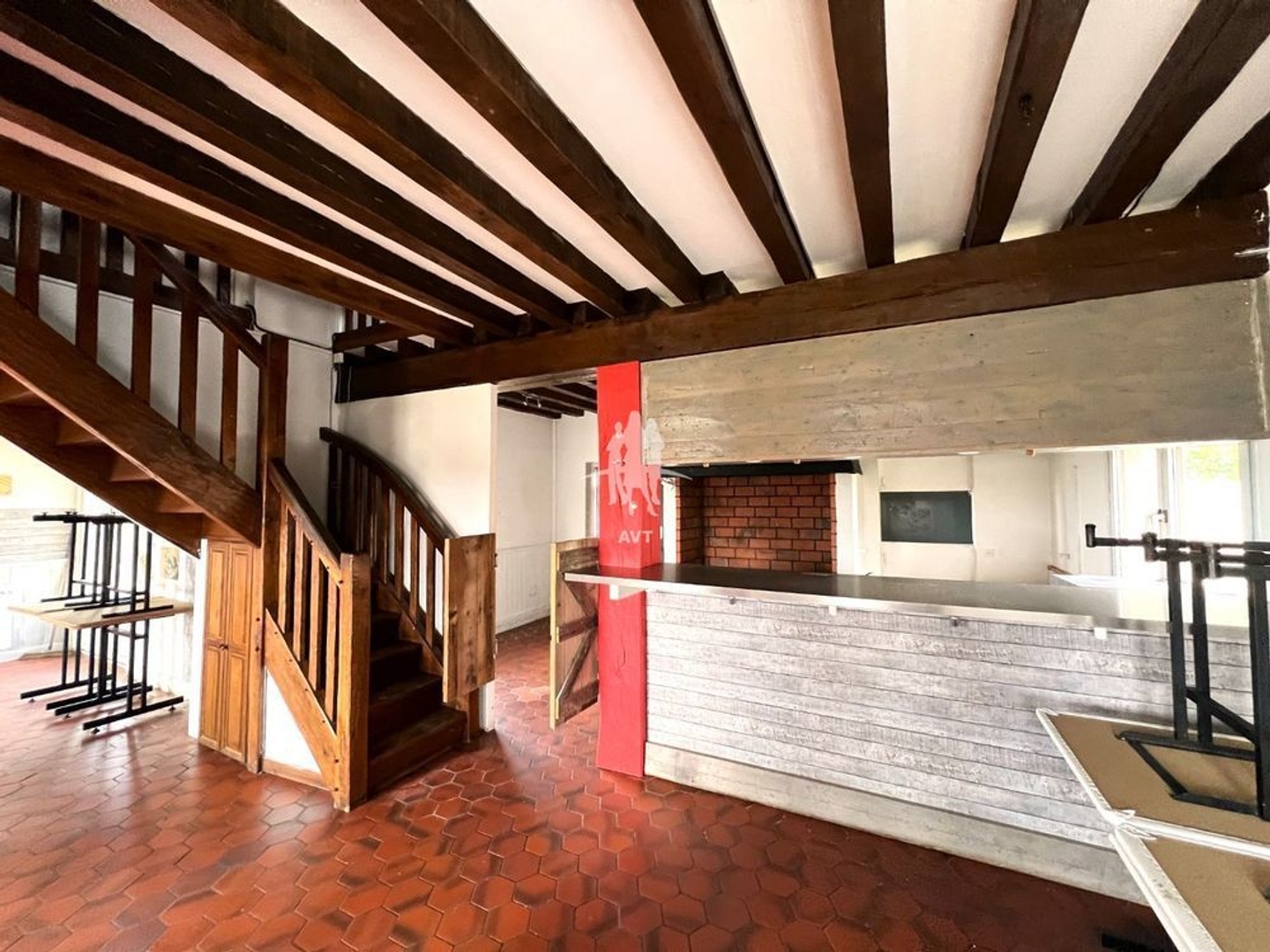 Magasin à vendre - 5 pièces - 147m2 - Douains (27120)