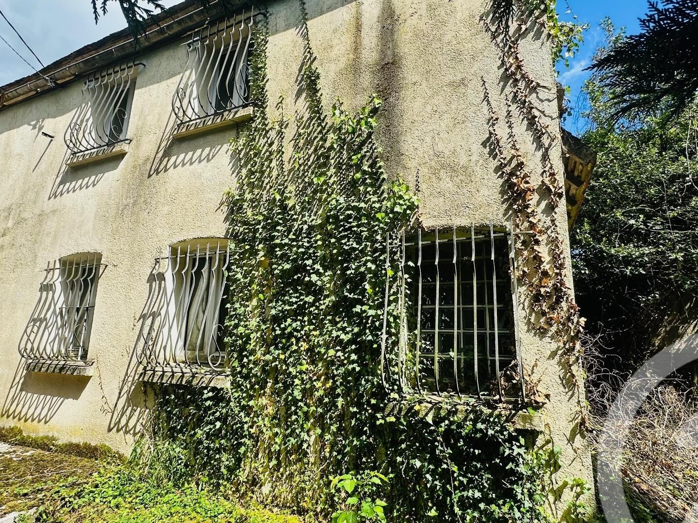 Maison 3 pièces 140 m²