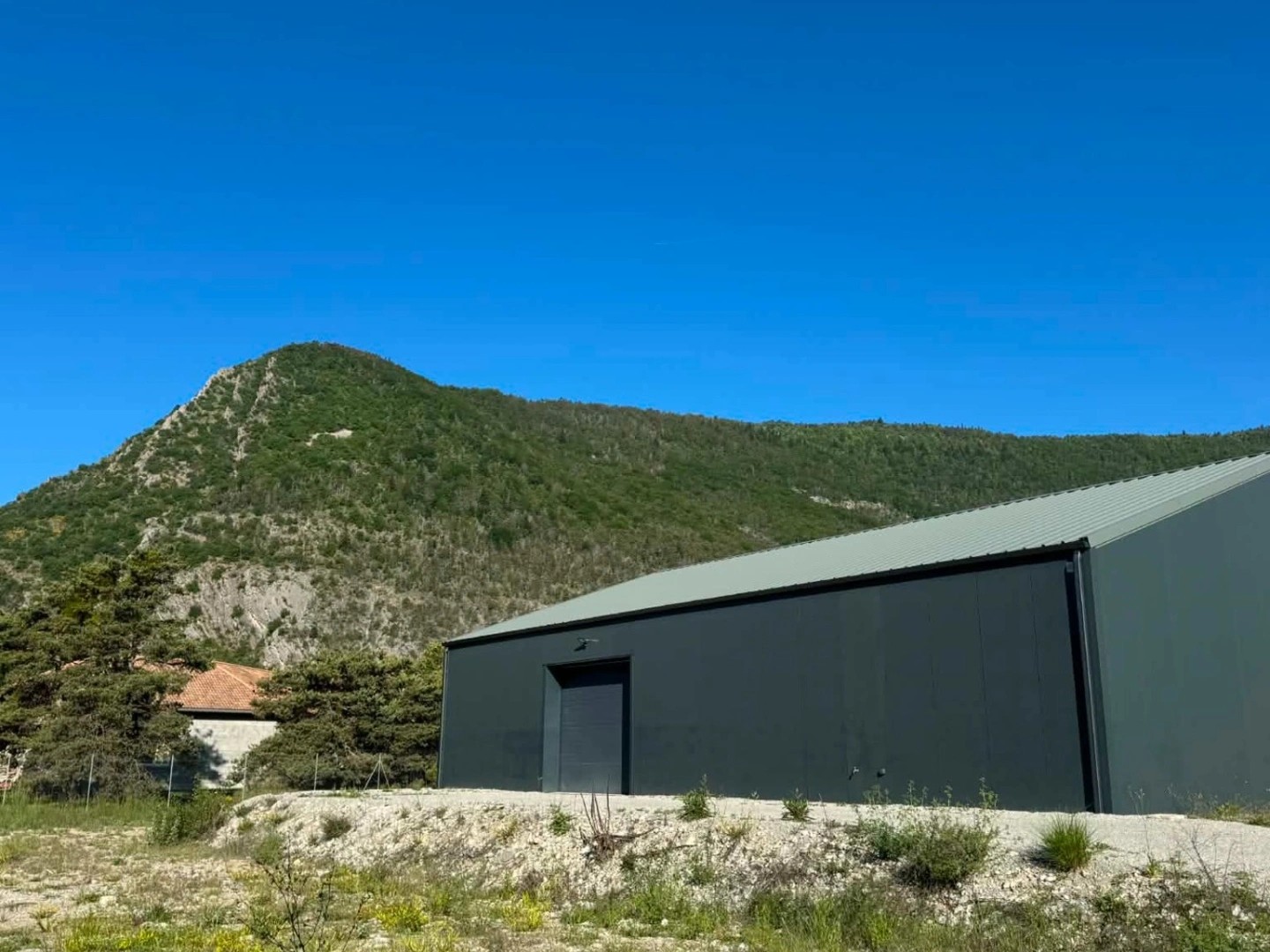 Magasin à vendre - 11 pièces - 300m2 - Veynes (05400)