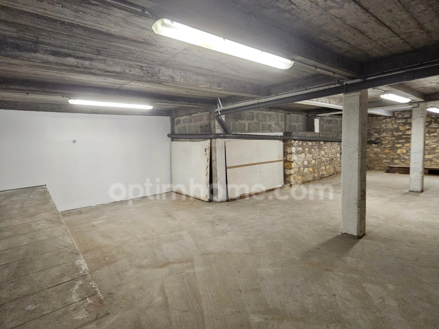 Magasin à vendre - 2 pièces - 48m2 - Angoulême (16000)