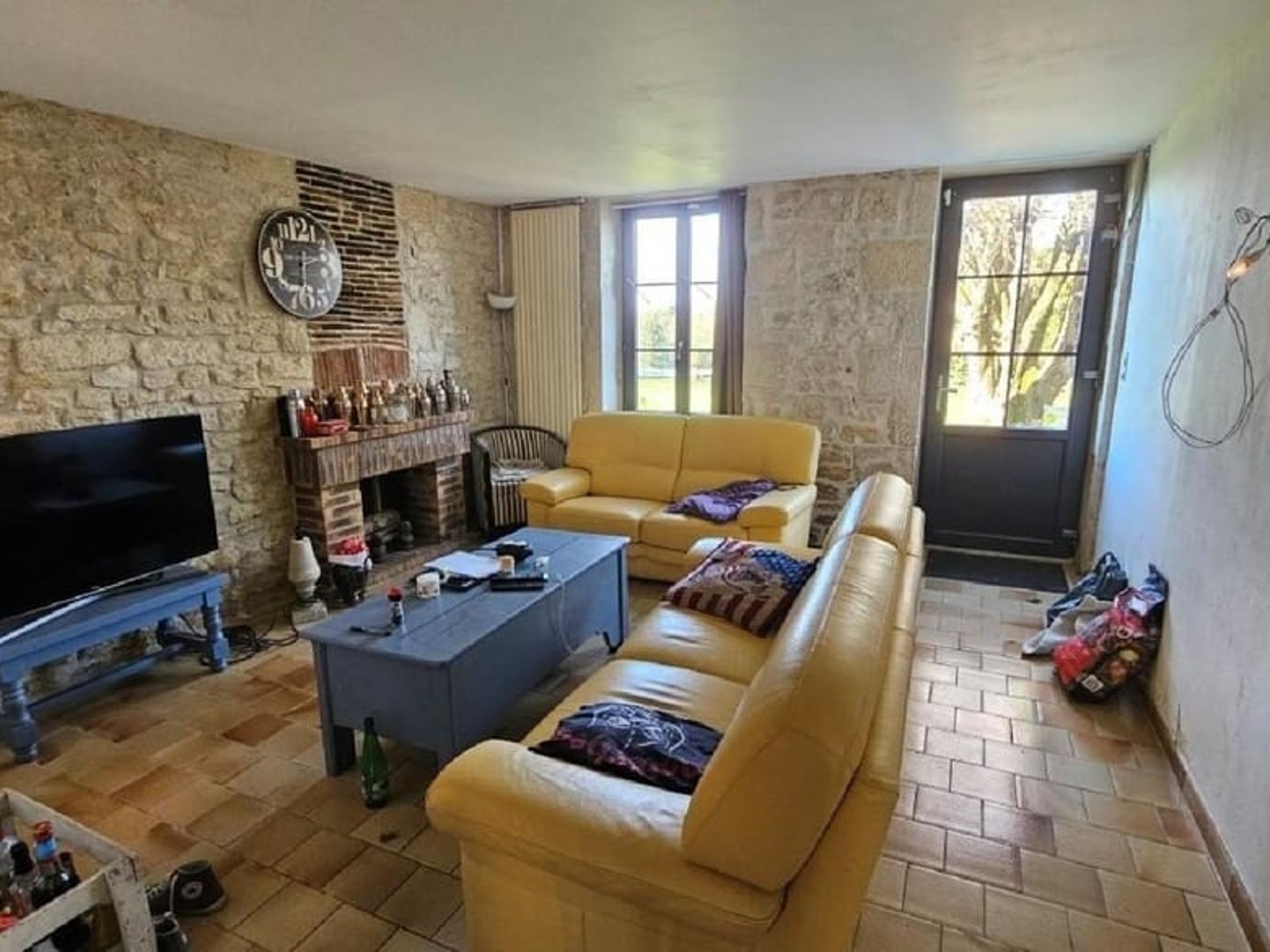 Maison à vendre - 7 pièces - 210m2 - Saint-Claud (16450)