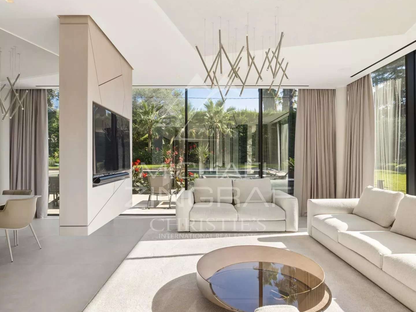 Maison à vendre - 10 pièces - 403m2 - Antibes (06160)