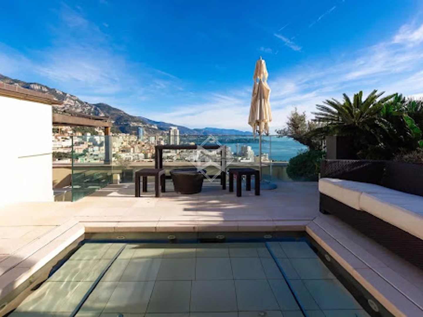 Appartement à vendre - 5 pièces - 93m2 - Monaco (98000)
