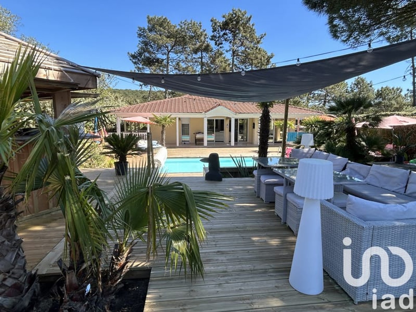 Maison à vendre - 5 pièces - 106m2 - Lacanau (33680)