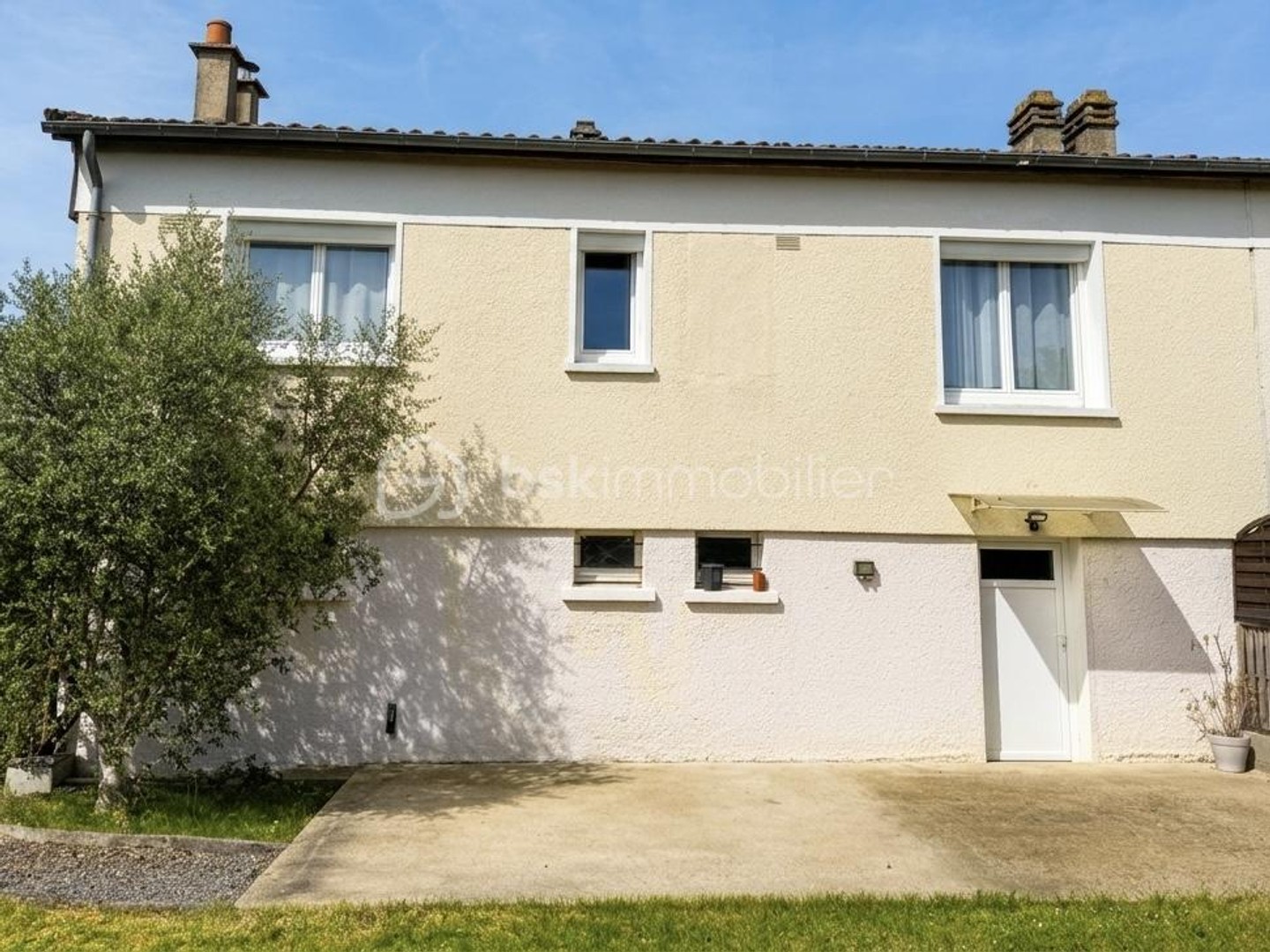Maison à vendre - 4 pièces - 75m2 - Saint-Germain-Du-Puy (18390)