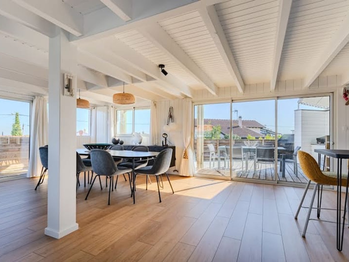 Appartement 10 pièces 121 m²