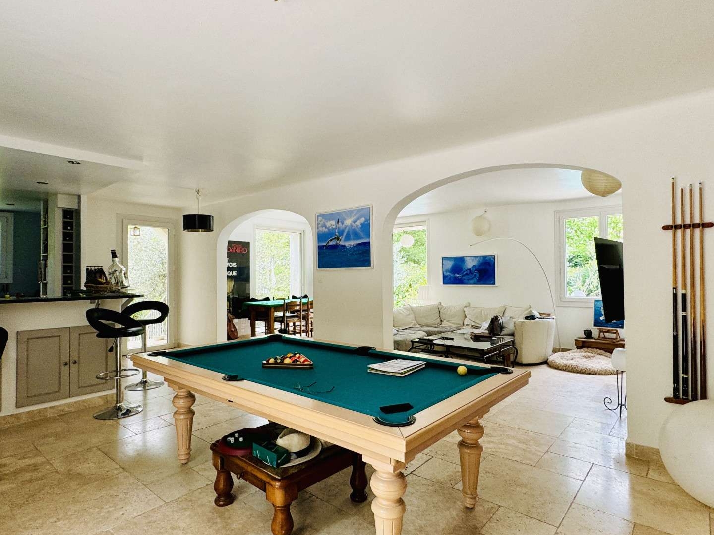 Maison à vendre - 5 pièces - 170m2 - Éguilles (13510)