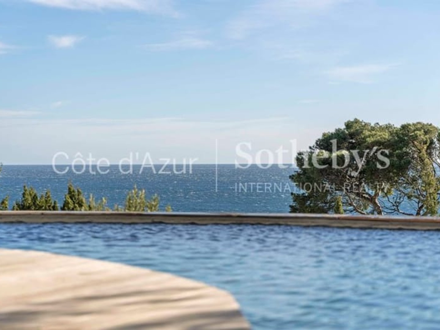 Villa 5 chambres avec vue mer panoramique aux Issambres, proche plages et Saint-Tropez