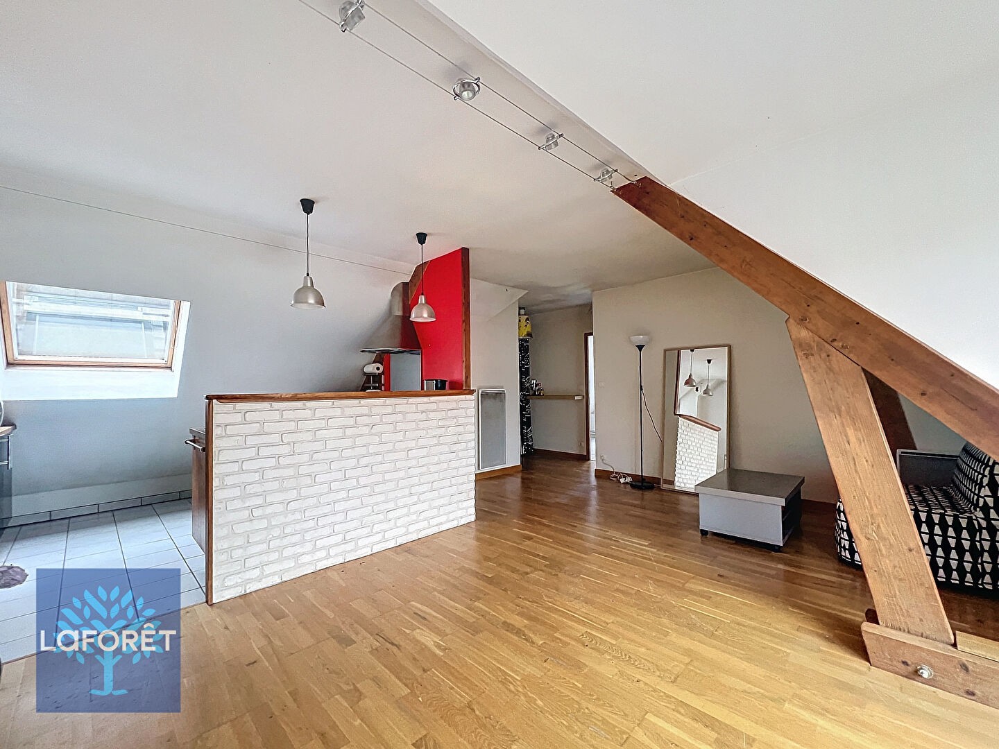 Appartement à vendre - 2 pièces - 46m2 - Saint-Germain-Lès... (91250)