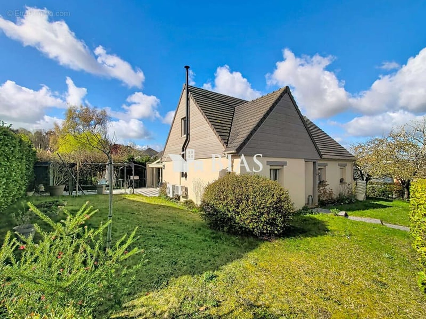 Maison à vendre - 5 pièces - 159m2 - Les Damps (27340)