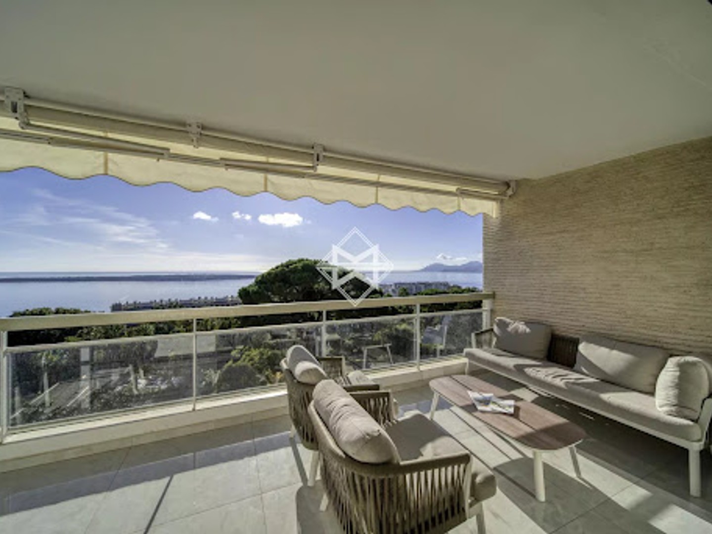 Appartement à vendre - 3 pièces - 88m2 - Cannes (06400)