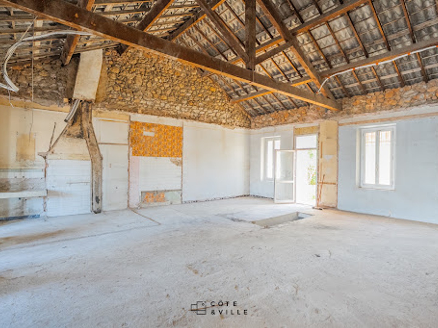 Maison à vendre - 5 pièces - 180m2 - Marseille 8e (13008)
