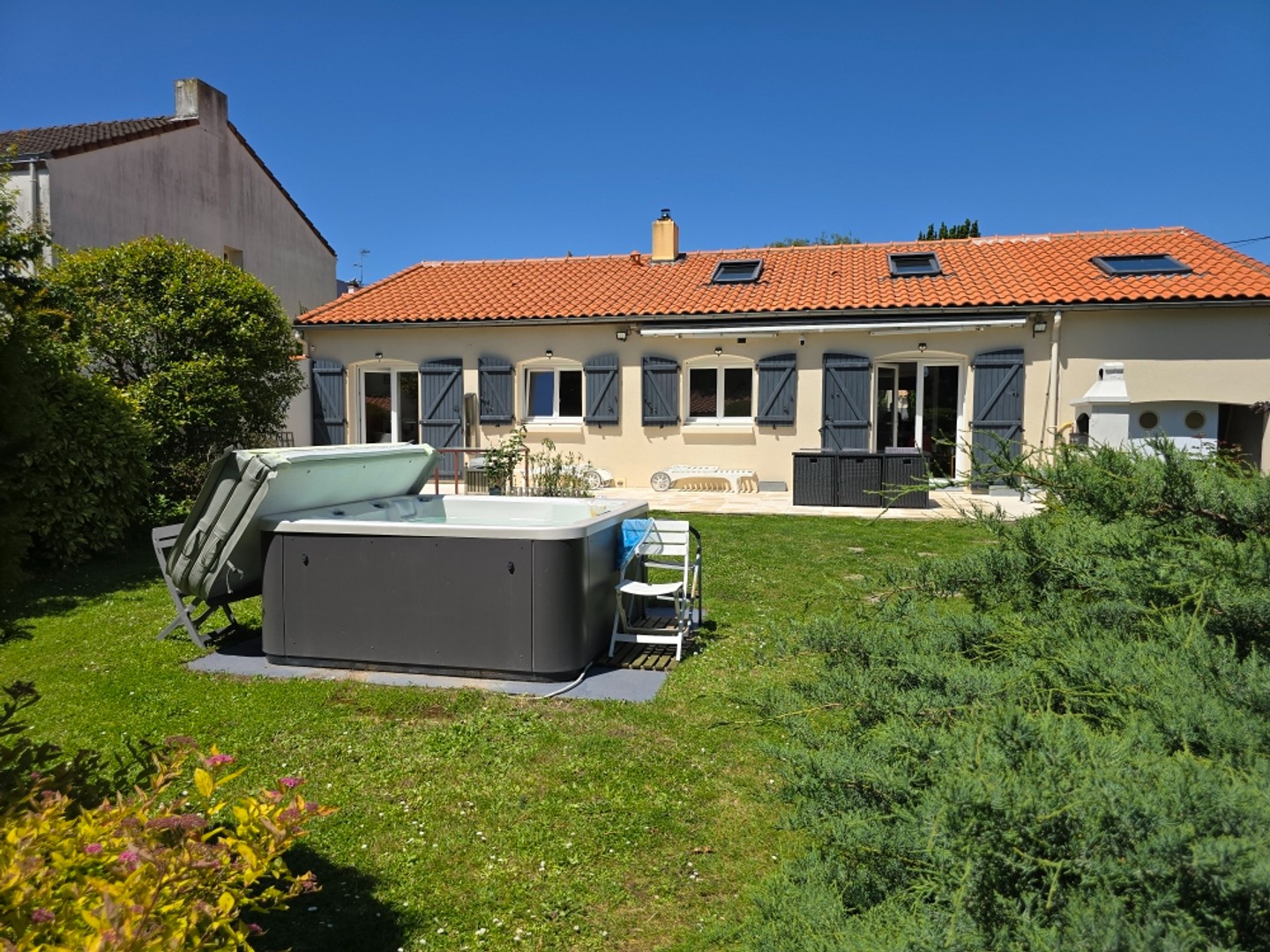 Maison à vendre - 6 pièces - 110m2 - Rezé (44400)