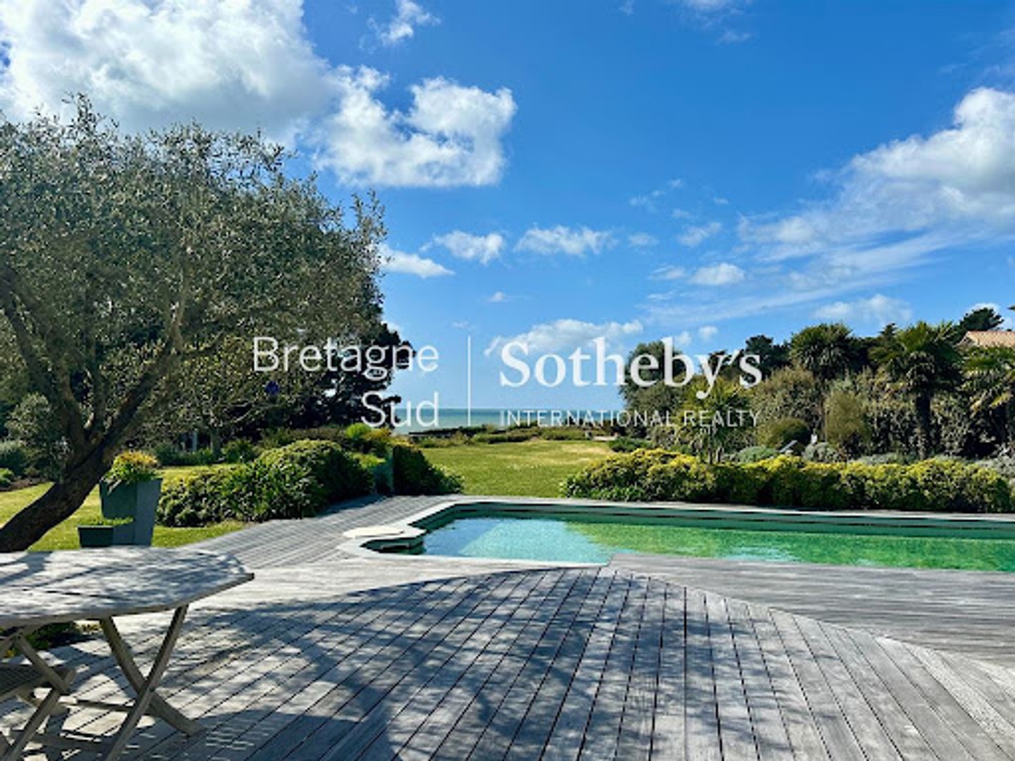 Villa 10 pièces 350 m²