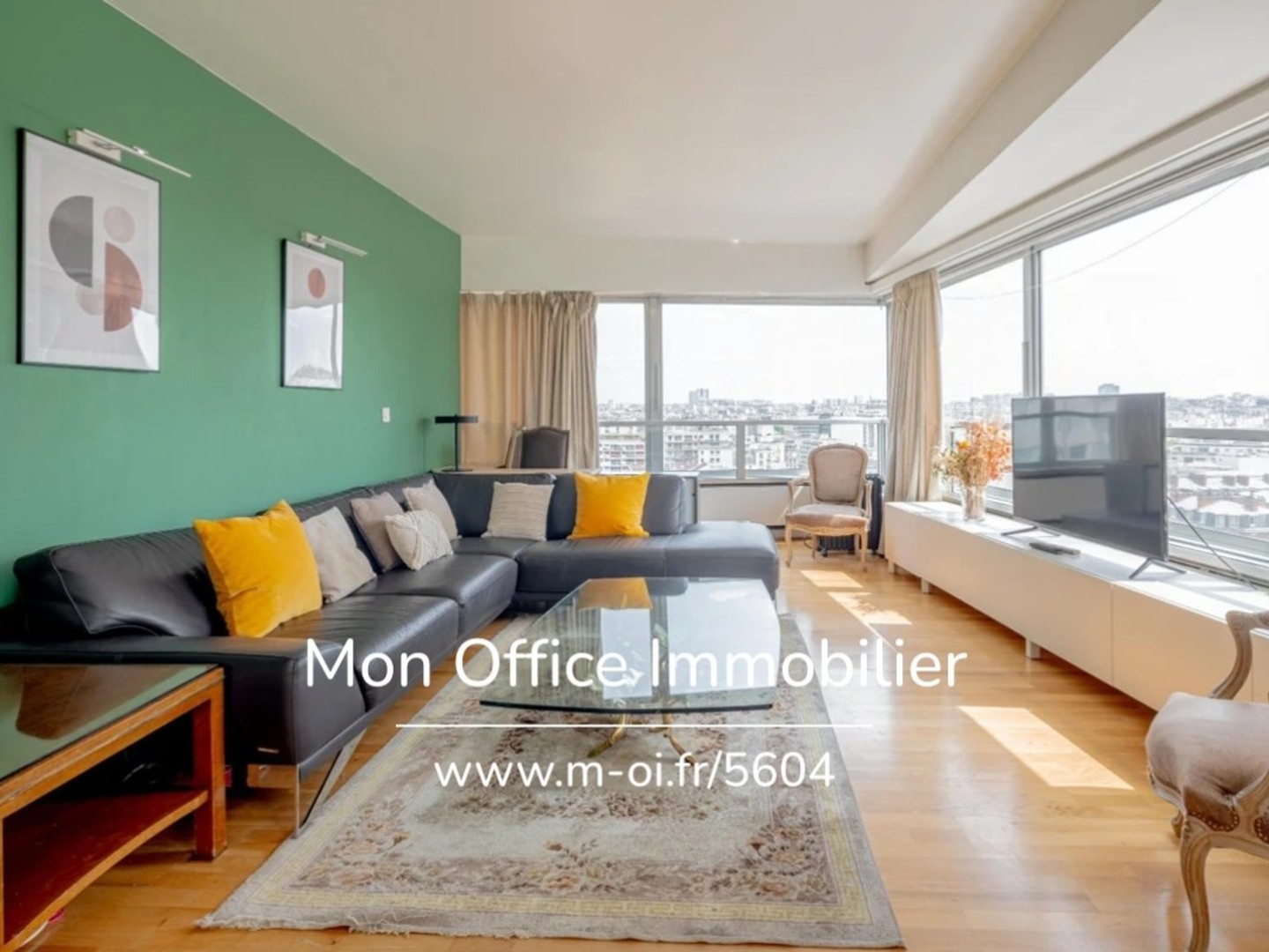 Référence : 5604-NGU - Appartement 3 pièces - vue dégagée sur la Seine - 13ème étage